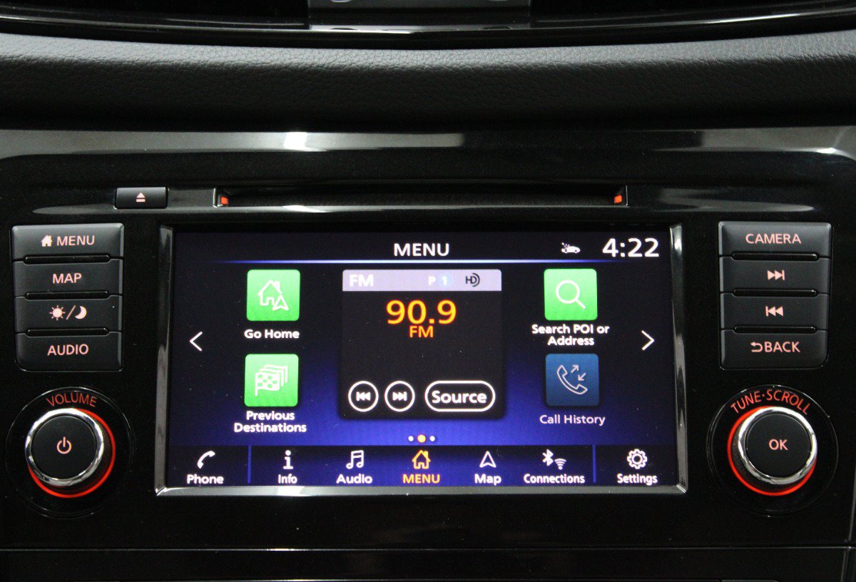 Used 2020 Nissan Rogue Sport SL FWD image 25