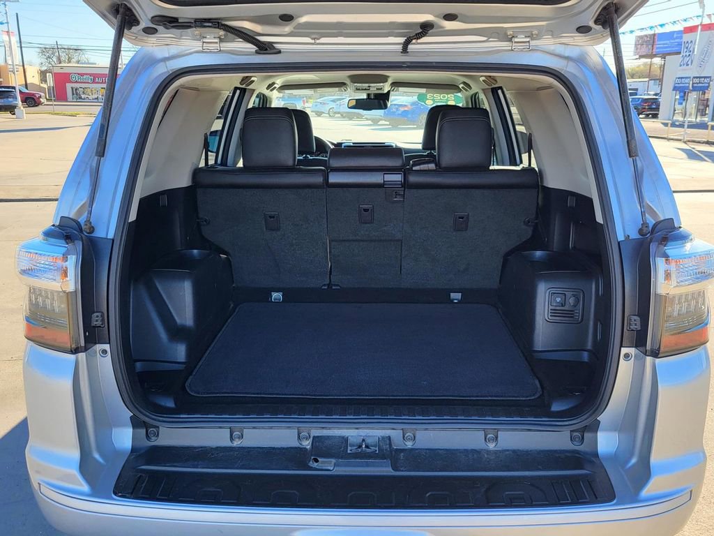 Used 2023 Toyota 4Runner TRD Sport image 12