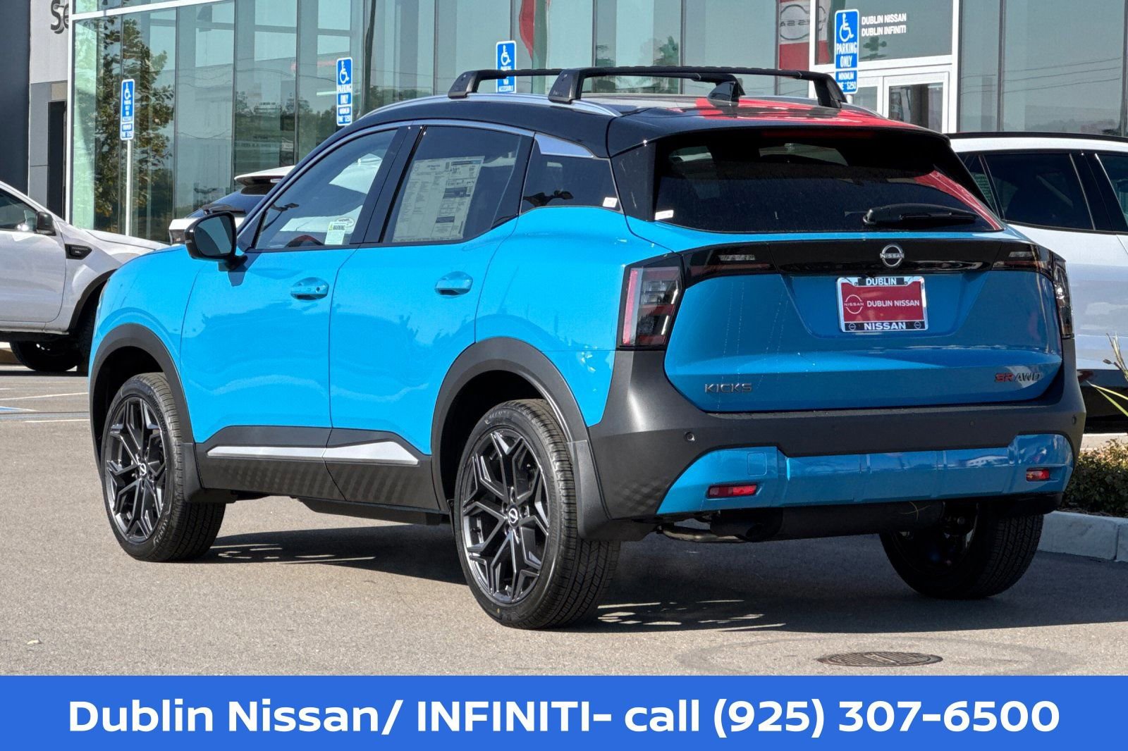 New 2026 Nissan Kicks SR w/ Cold Weather Package AWD/4WD image 6