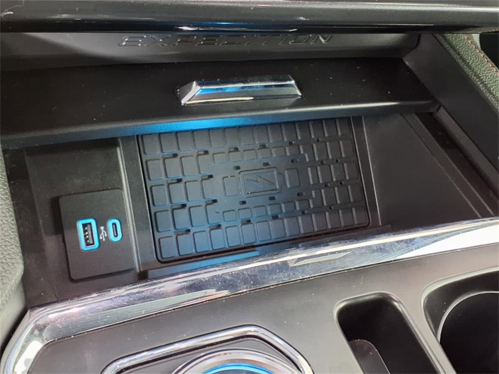 Used 2022 Ford Expedition Timberline image 27