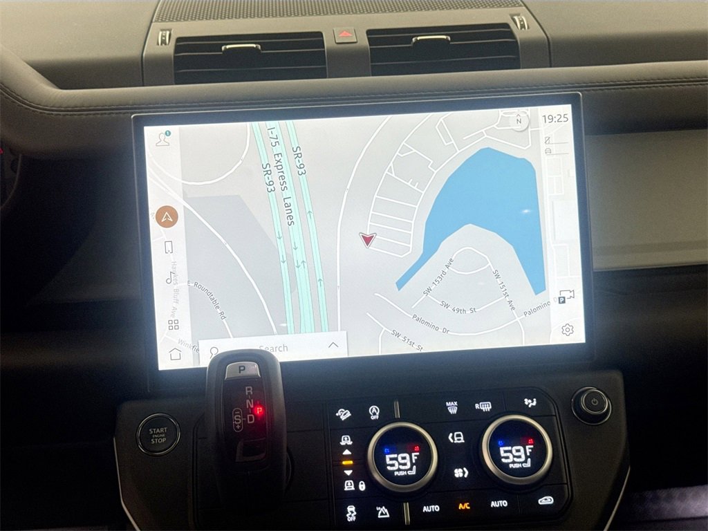 New 2026 Land Rover Defender 130 X-Dynamic SE image 13