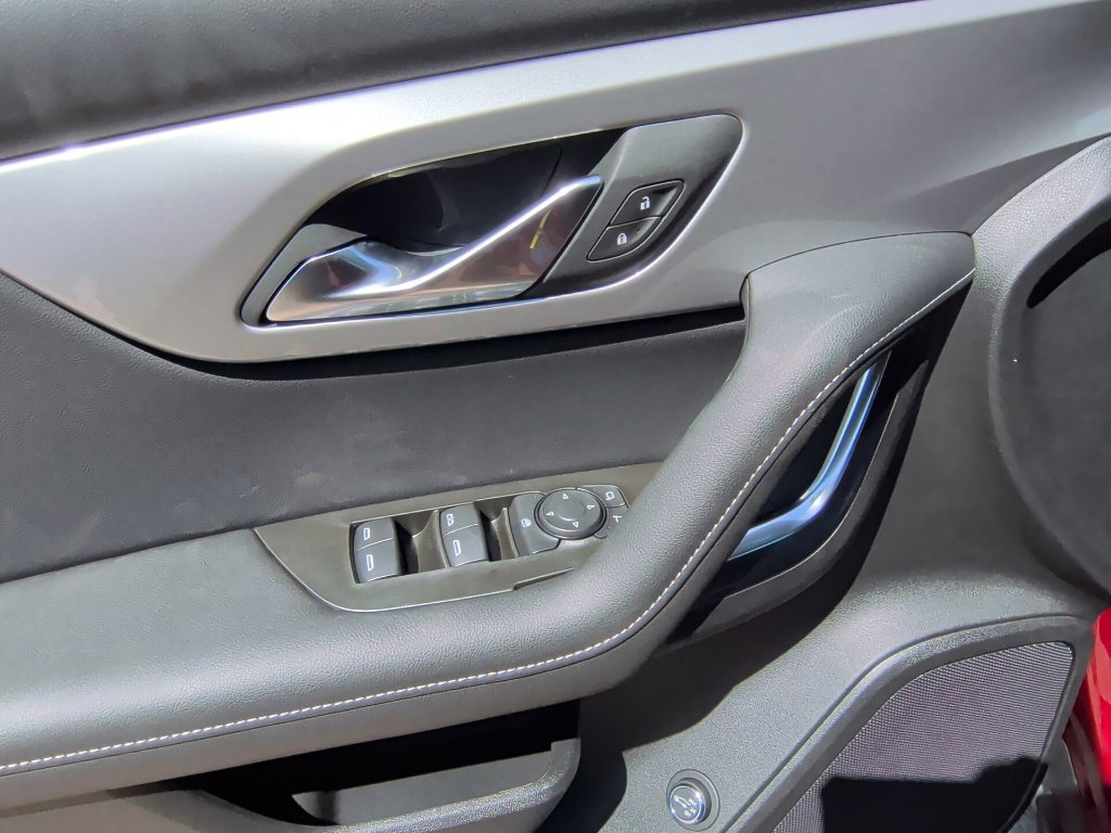 New 2026 Chevrolet Blazer LT w/ Convenience Package FWD image 11