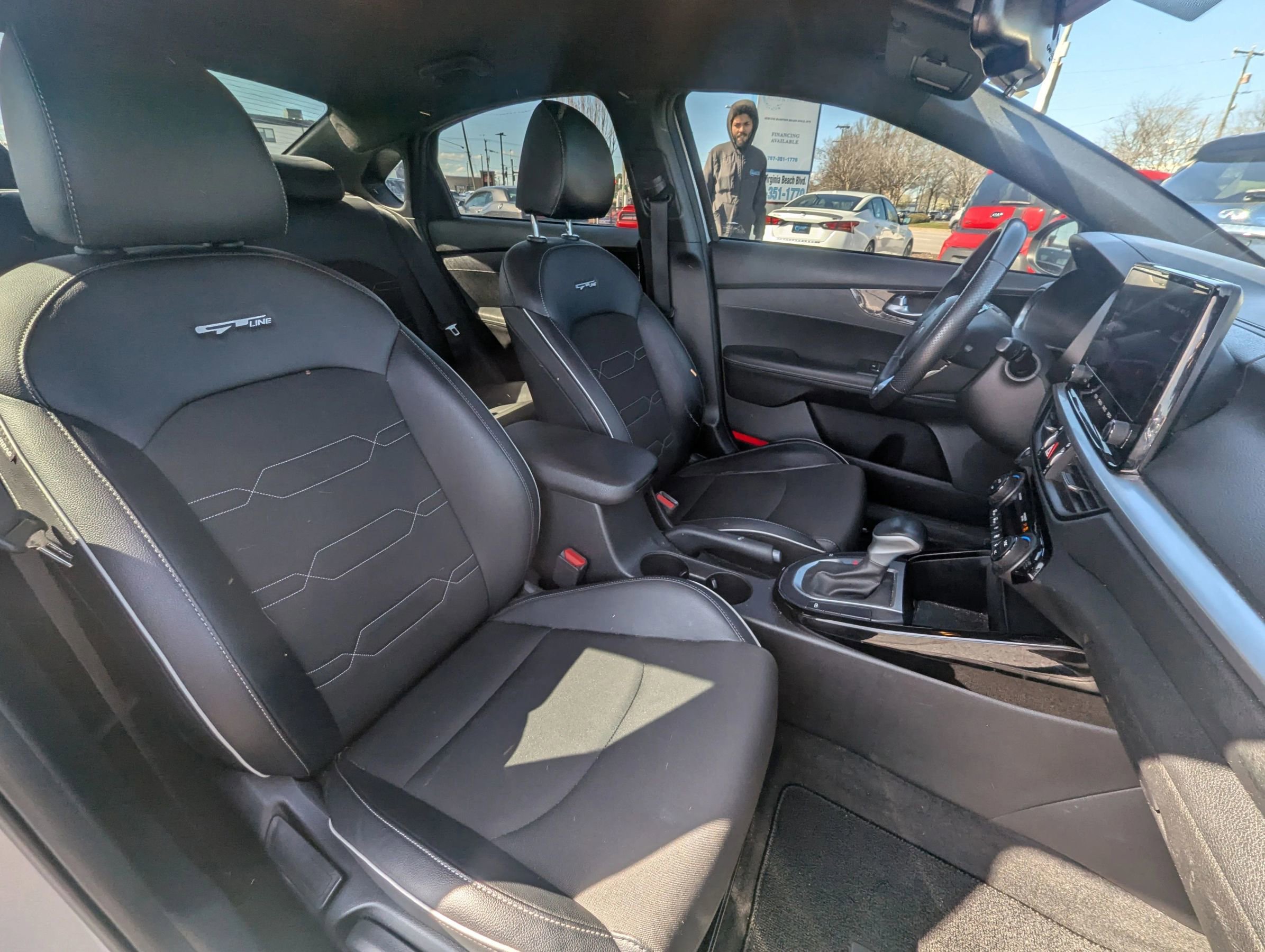 Used 2023 Kia Forte GT-Line FWD image 8