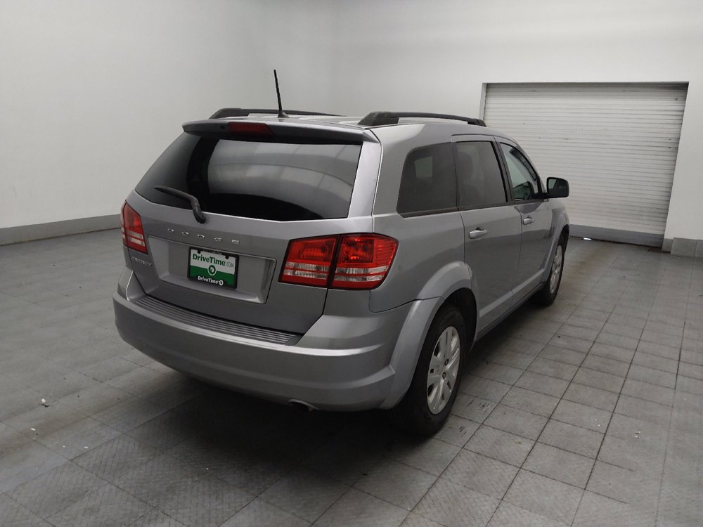 Used 2019 Dodge Journey SE FWD image 9