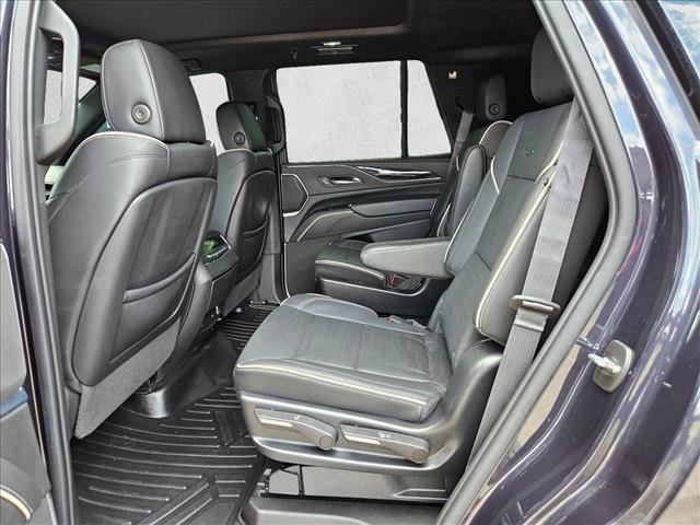 Used 2022 Cadillac Escalade Sport AWD/4WD image 17