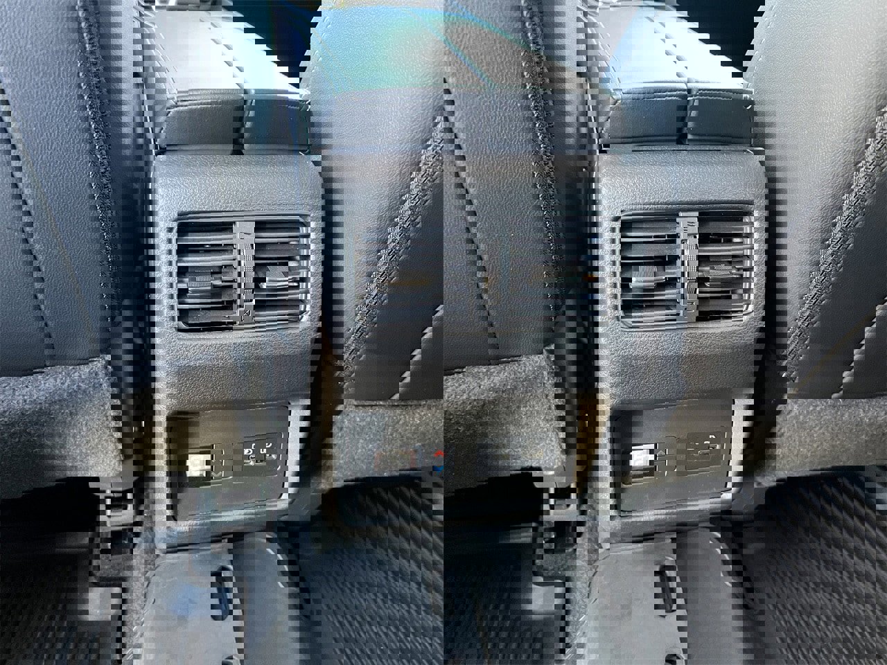 Certified 2023 Nissan Rogue SL w/ SL Premium Package image 28