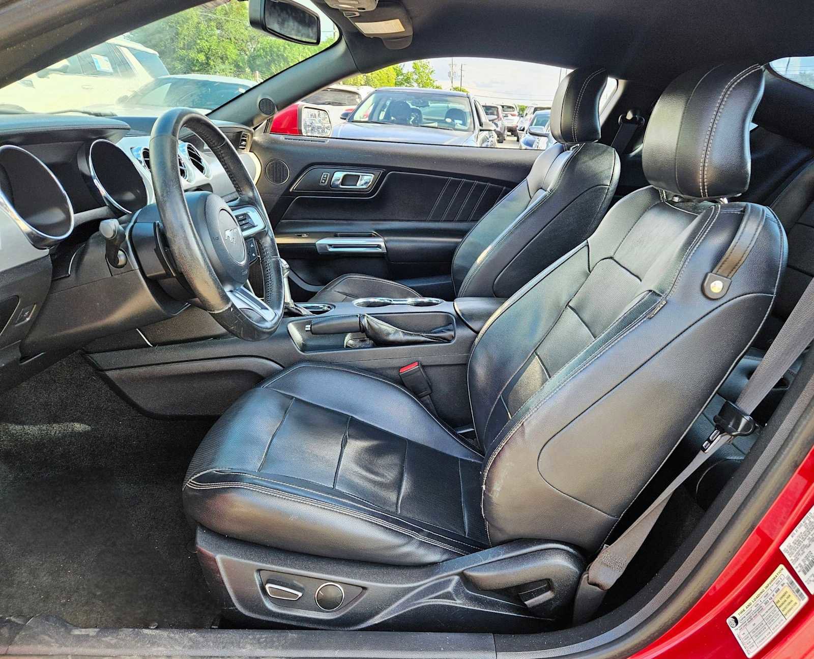 Used 2015 Ford Mustang Premium RWD image 13
