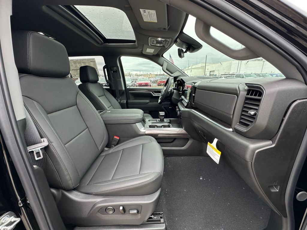New 2026 Chevrolet Silverado 1500 LTZ w/ Technology Package image 22