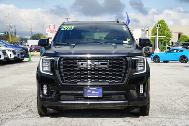 Used 2023 GMC Yukon Denali Ultimate AWD/4WD image 2