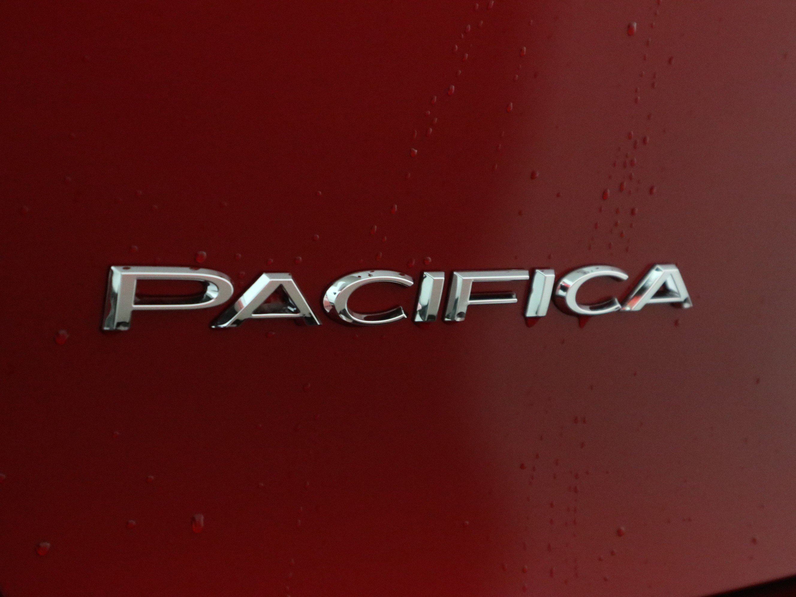 New 2026 Chrysler Pacifica Select image 37