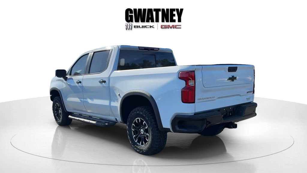 Used 2023 Chevrolet Silverado 1500 ZR2 image 5