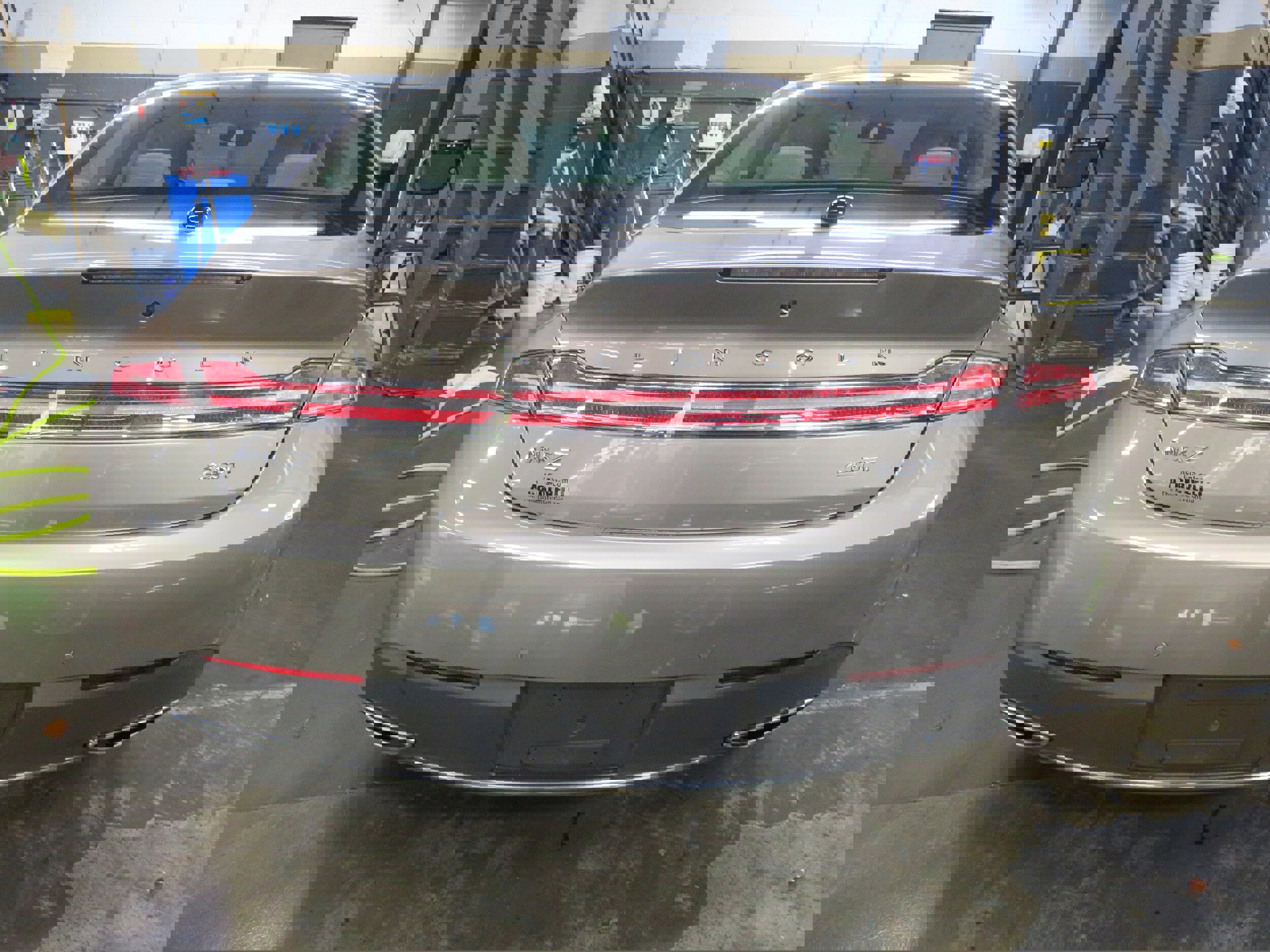 Used 2020 Lincoln MKZ w/ Convenience Package image 4