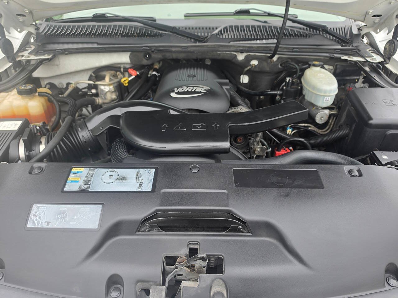 Used 2003 GMC Yukon XL SLT w/ 1SD Preferred Equipment Group RWD image 52