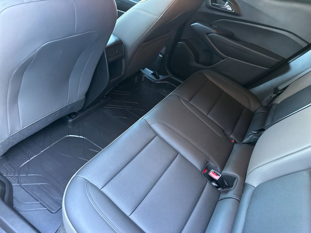 Used 2024 Chevrolet Trax ACTIV image 11