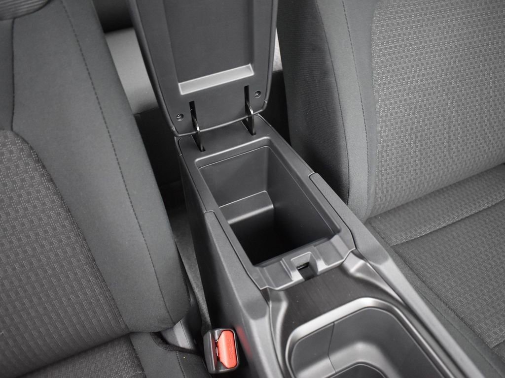 Used 2025 Nissan Kicks S image 22