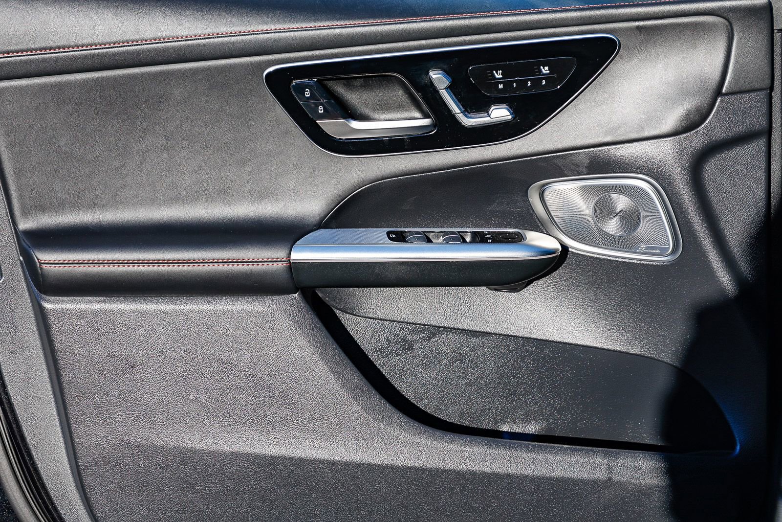 Used 2024 Mercedes-Benz GLC 43 AMG 4MATIC image 21