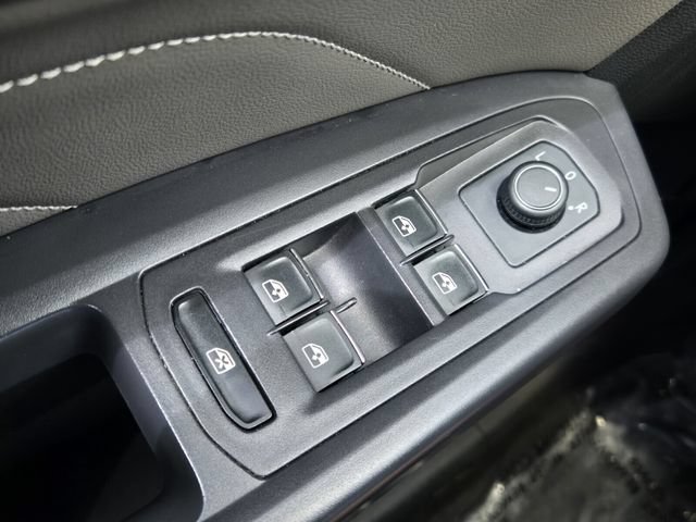 Used 2021 Volkswagen Atlas Cross Sport SE FWD image 24