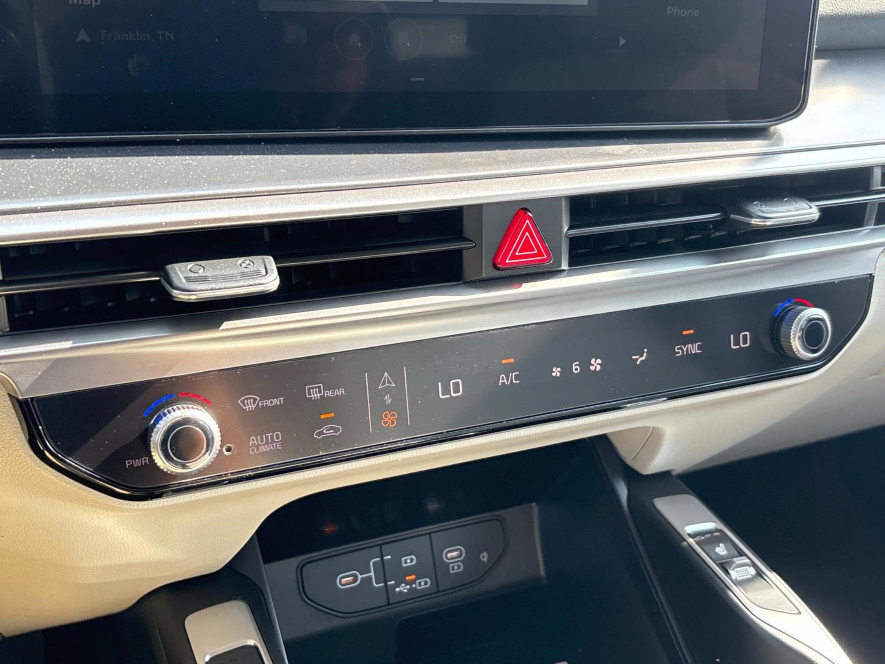 New 2025 Kia Sorento S w/ Panoramic Sunroof Package image 27