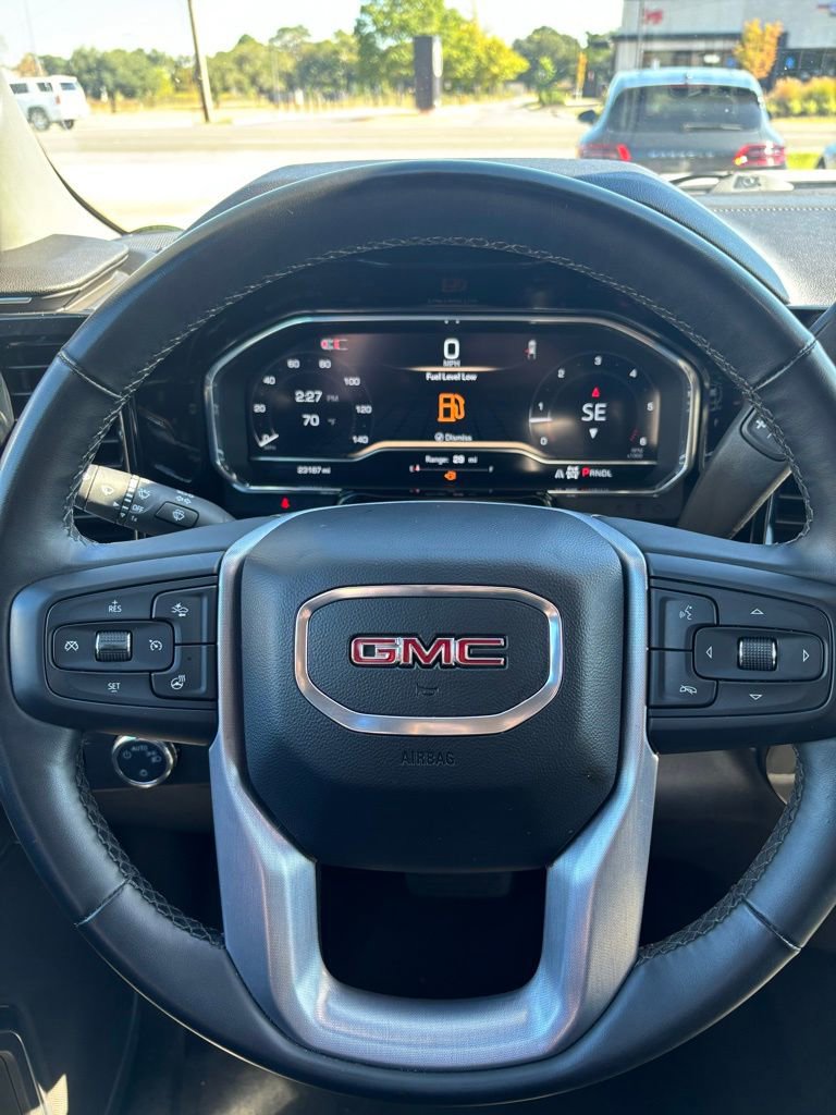 Used 2024 GMC Sierra 1500 SLE image 13