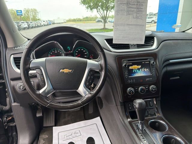 Used 2016 Chevrolet Traverse LT w/ Style and Technology Package FWD image 24