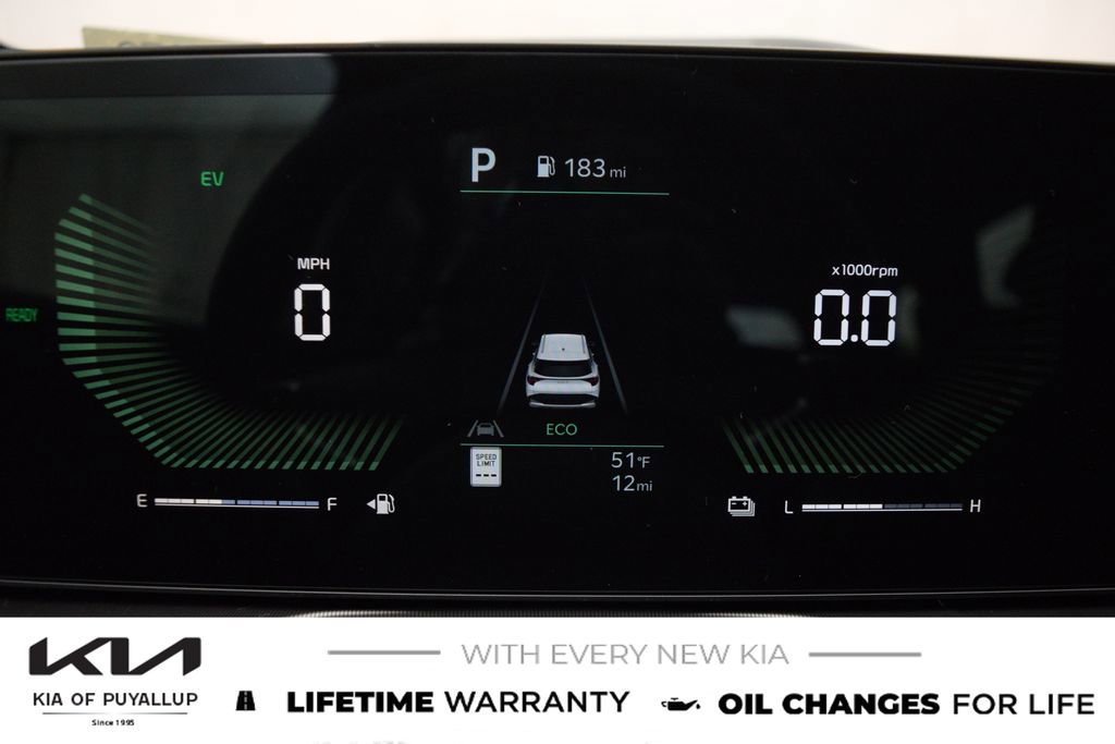 New 2026 Kia Sportage EX image 18