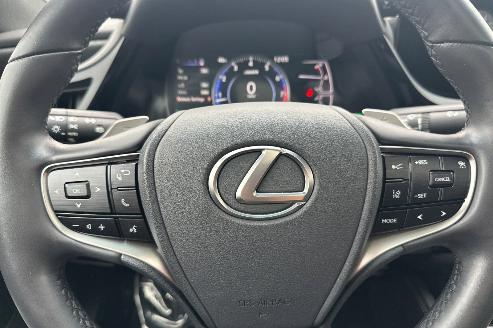 Certified 2022 Lexus ES 350 w/ Premium Package image 26