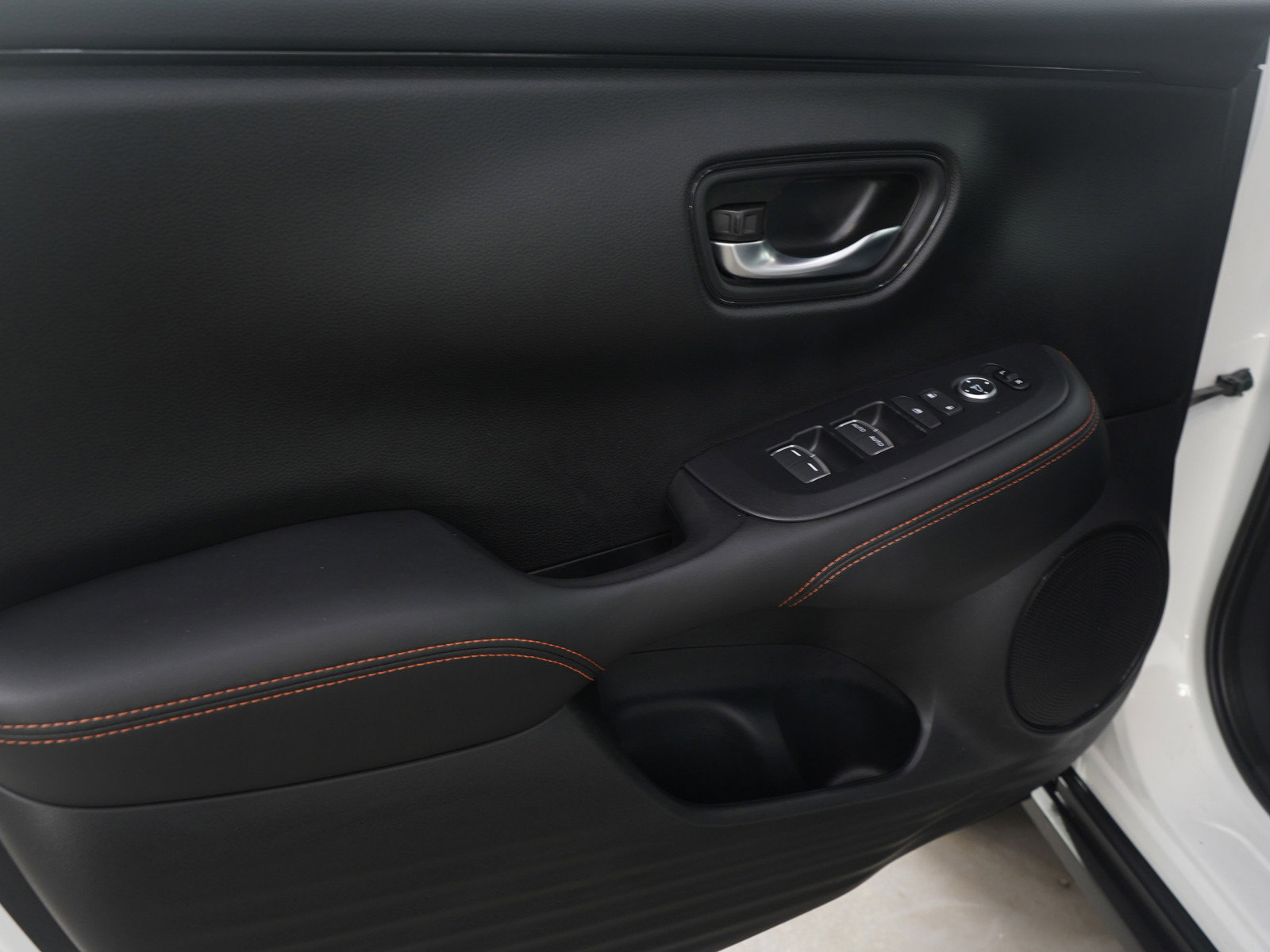 Used 2024 Honda HR-V Sport image 23