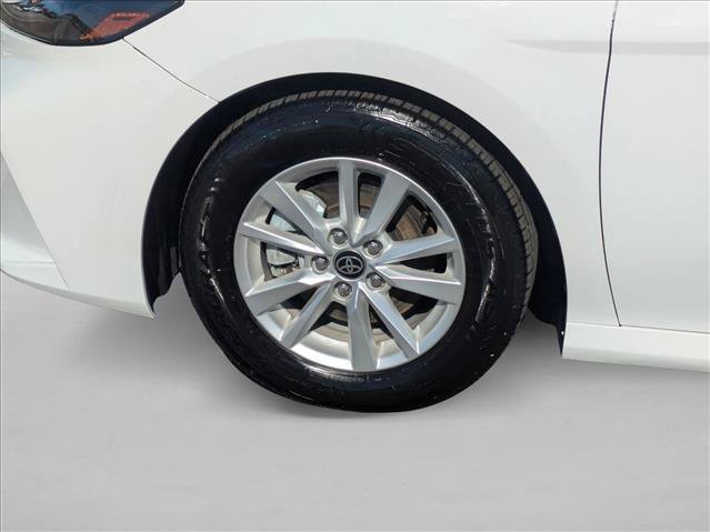 Used 2025 Toyota Camry LE FWD image 21