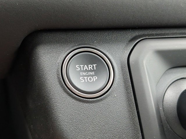 New 2025 Land Rover Defender 110 S image 16