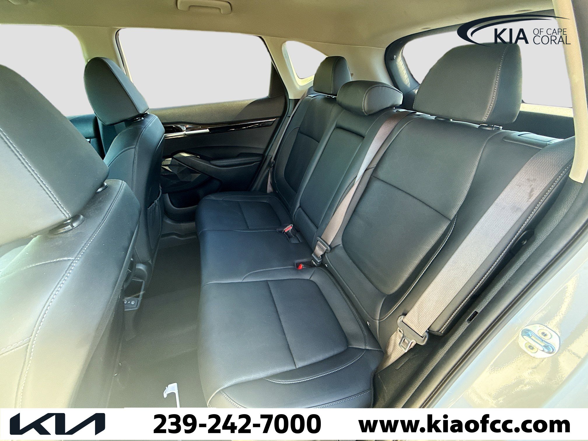 Certified 2024 Kia Seltos EX image 19