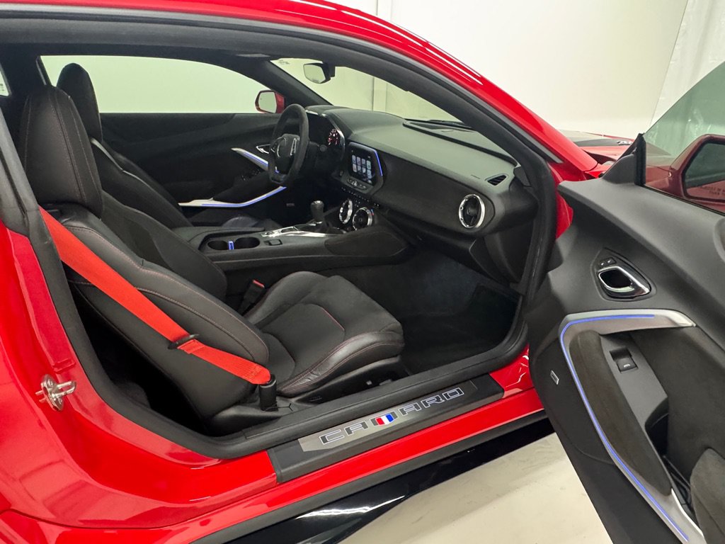 Used 2017 Chevrolet Camaro ZL1 RWD image 11