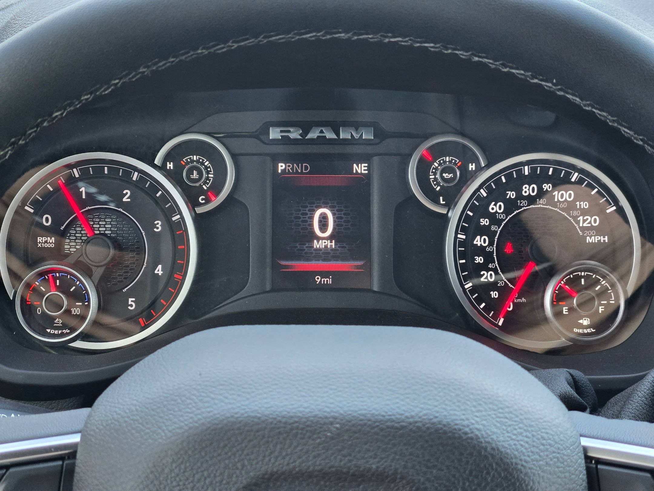 New 2026 RAM 2500 Big Horn AWD/4WD image 13