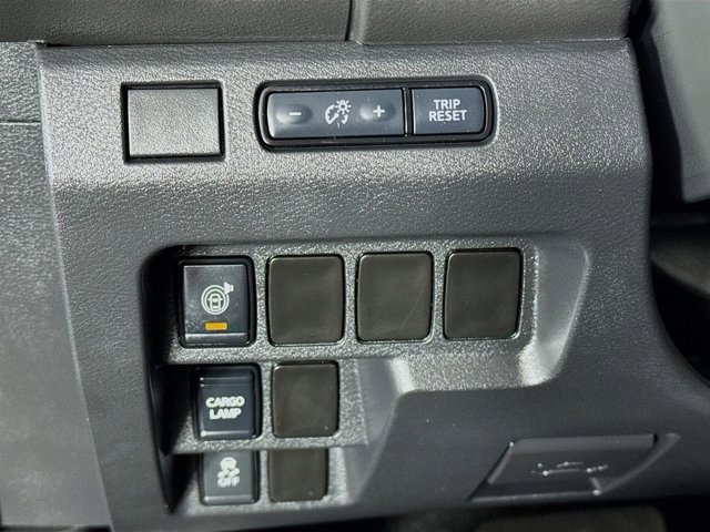 Certified 2026 Nissan Frontier SV w/ All-Weather Content Package image 11