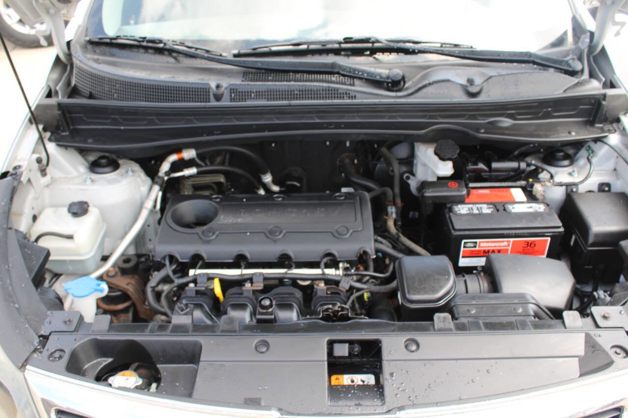 Used 2013 Kia Sportage LX AWD/4WD image 17