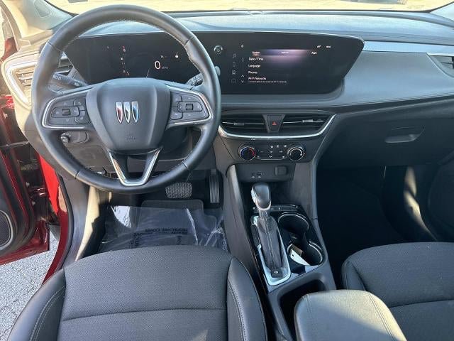 Used 2024 Buick Encore GX Preferred w/ Comfort Package FWD image 16