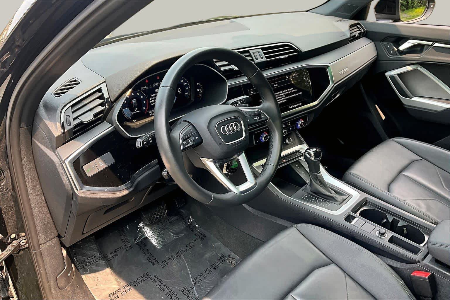 Used 2025 Audi Q3 2.0T Premium AWD/4WD image 18