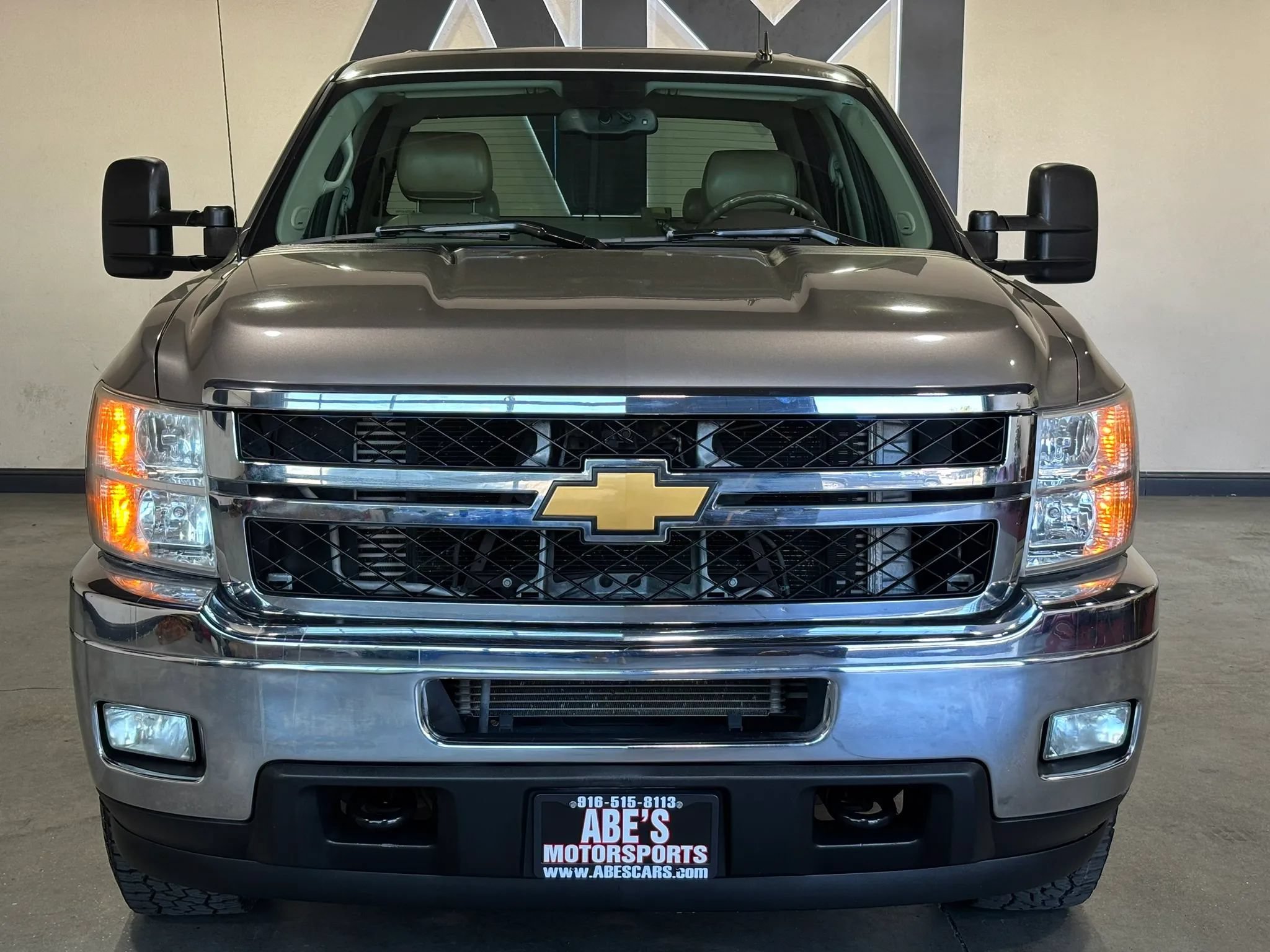 Used 2014 Chevrolet Silverado 2500 LTZ w/ LTZ Plus Package AWD/4WD image 2