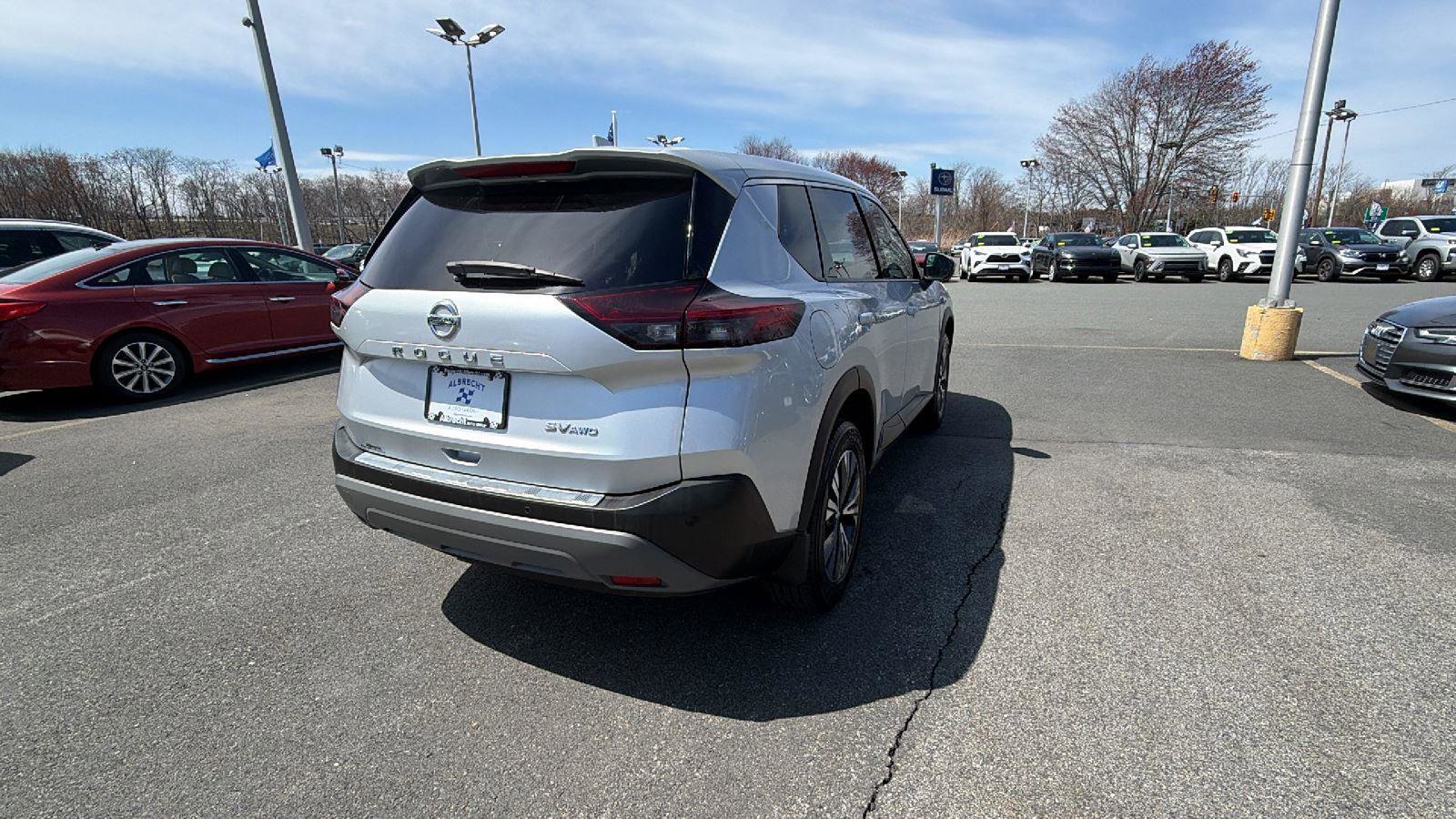 Used 2021 Nissan Rogue SV AWD/4WD image 7