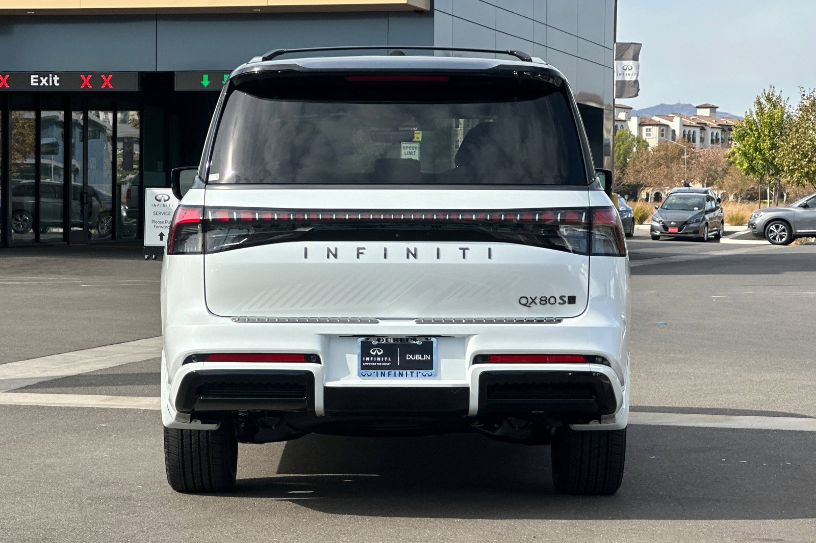 New 2027 INFINITI QX80 Sensory w/ Sport Exterior Package AWD/4WD image 4