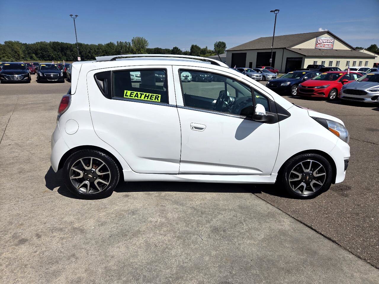 Used 2015 Chevrolet Spark LT image 4