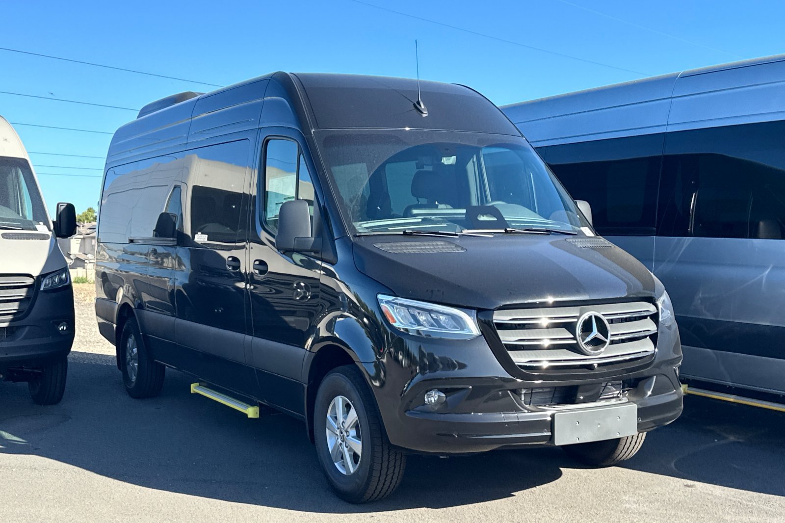 New 2026 Mercedes-Benz Sprinter 2500 image 2