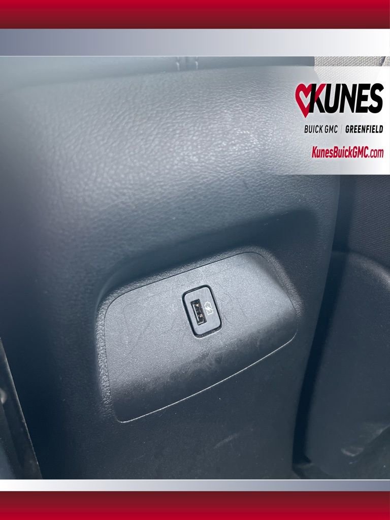 Used 2023 Nissan Sentra SV image 36