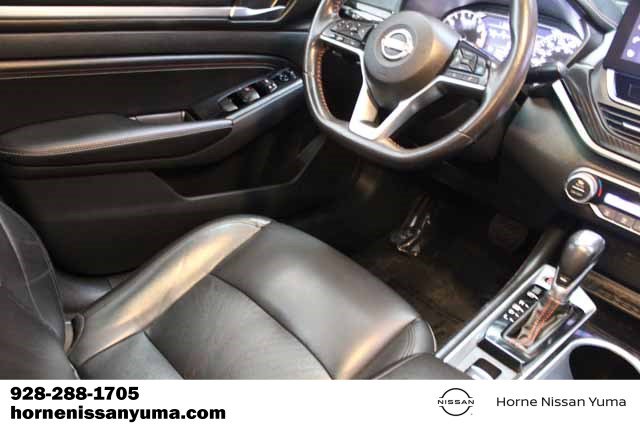 Used 2023 Nissan Altima 2.0 SR FWD image 8