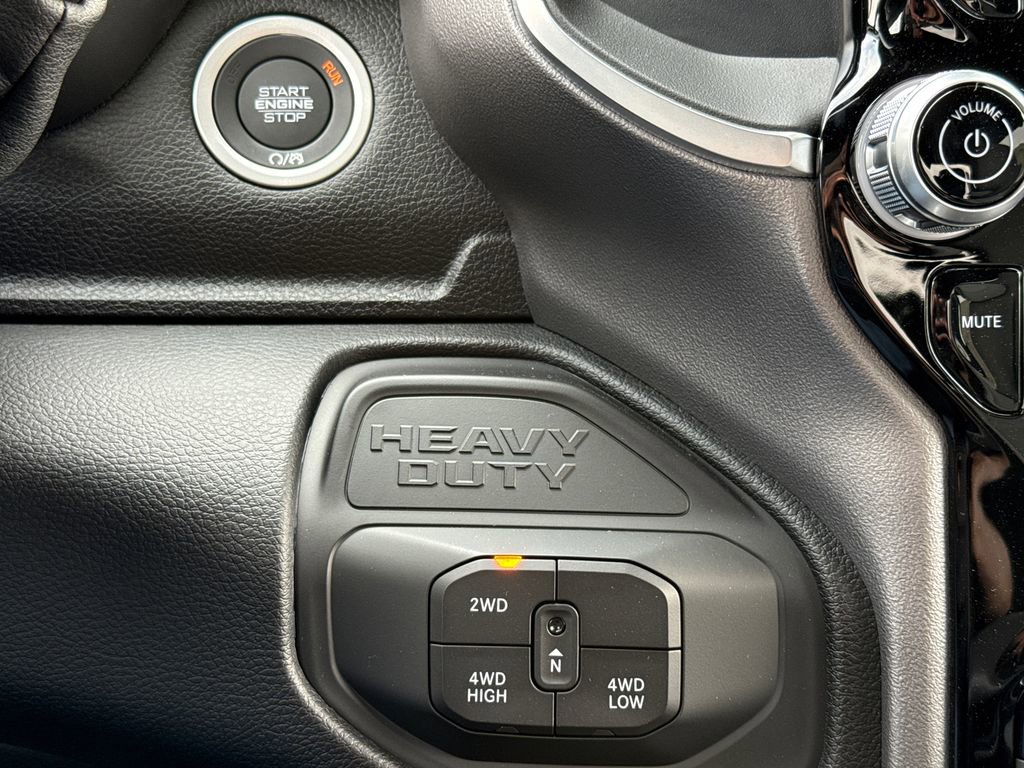 New 2026 RAM 2500 Big Horn AWD/4WD image 26