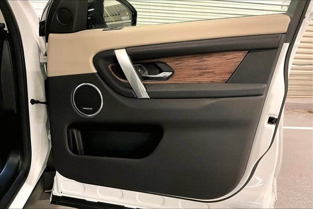 Certified 2025 Land Rover Discovery Sport S image 27