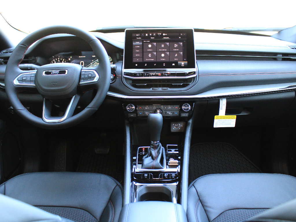 New 2026 Jeep Compass Trailhawk AWD/4WD image 19