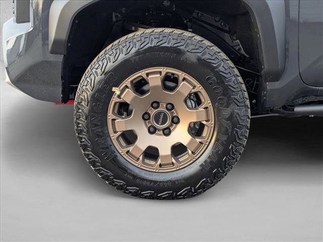 New 2025 Toyota Tacoma 4x4 Double Cab Hybrid image 10