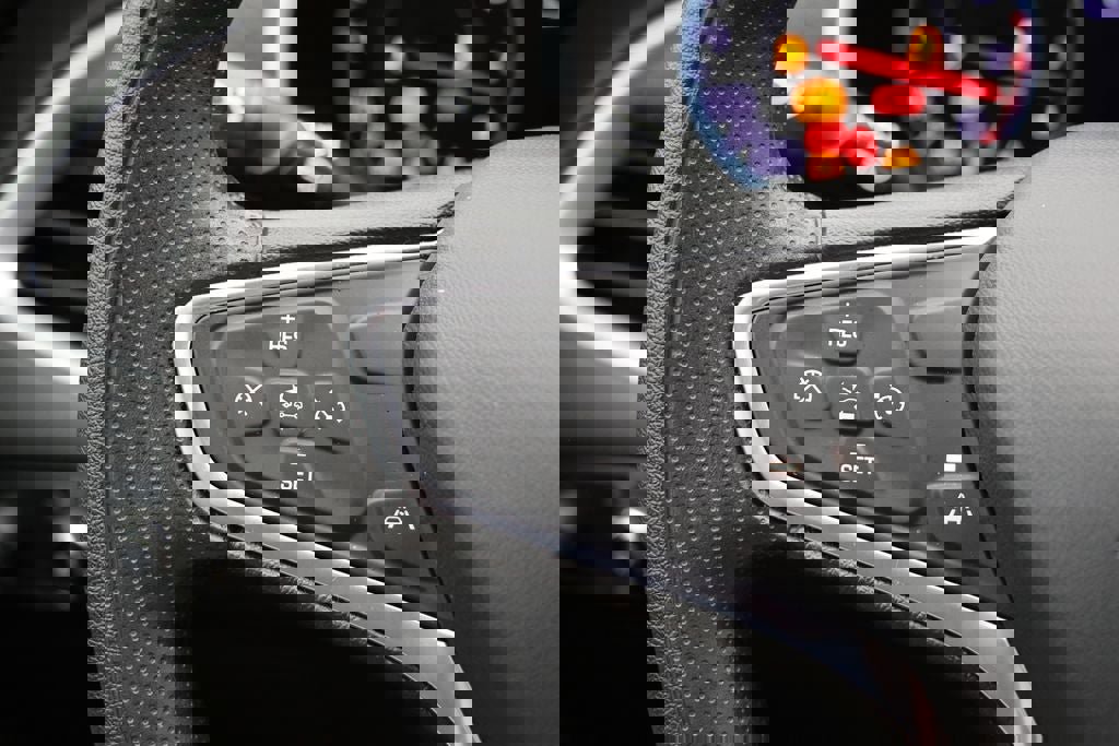 Used 2023 Chevrolet Malibu LS image 19