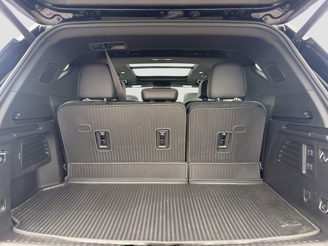 Used 2026 Chevrolet Traverse RS image 19
