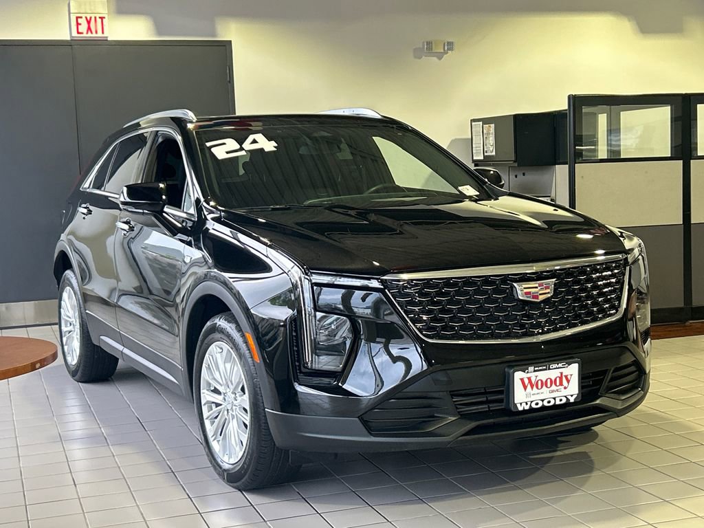 Used 2024 Cadillac XT4 Luxury w/ Cold Weather Package AWD/4WD video 2